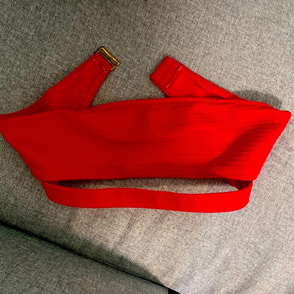 Red textured bikini top!